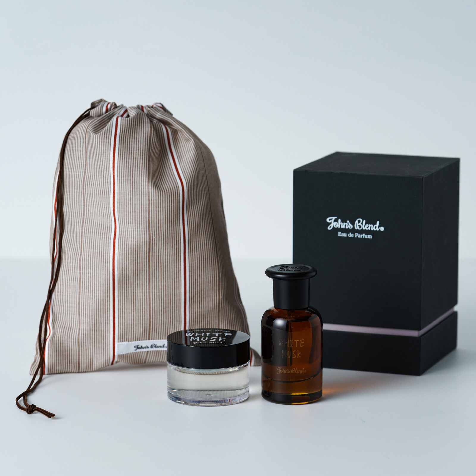 ホワイトムスク 香りレイヤードセット